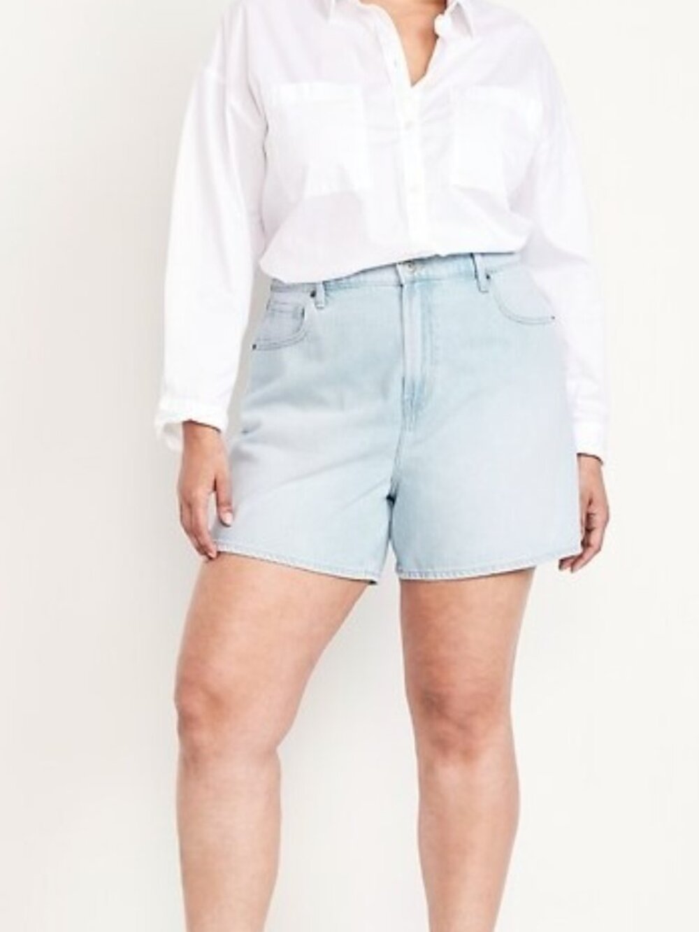 Old Navy High Rise Slouchy Straight Jean Shorts Light Wash Blue Size 16 NEW